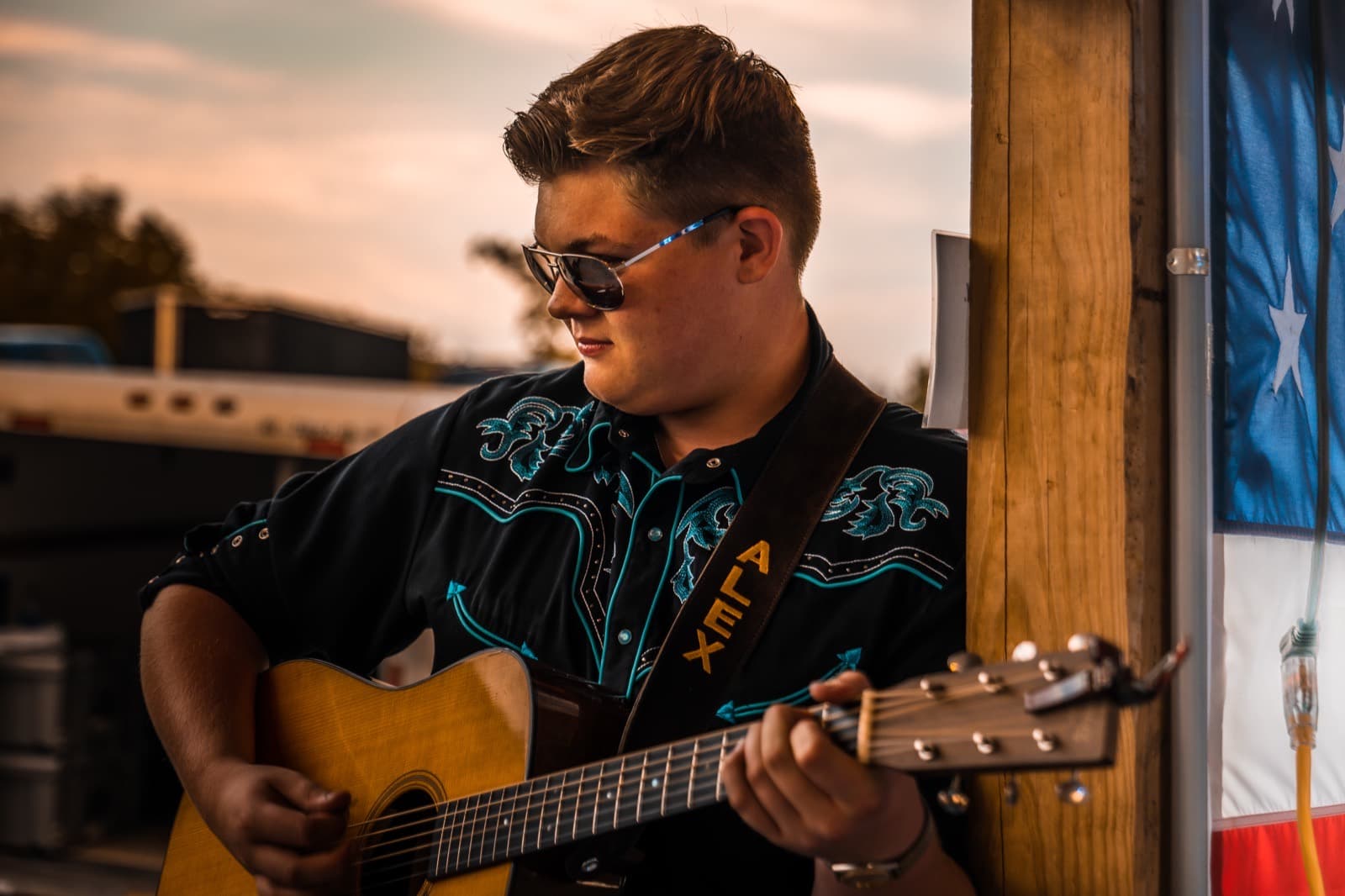 Guitarist rooftop photography